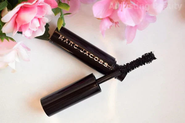 Marc Jacobs Velvet Noir Major Volume Mascara Travel Size - 10 Noir